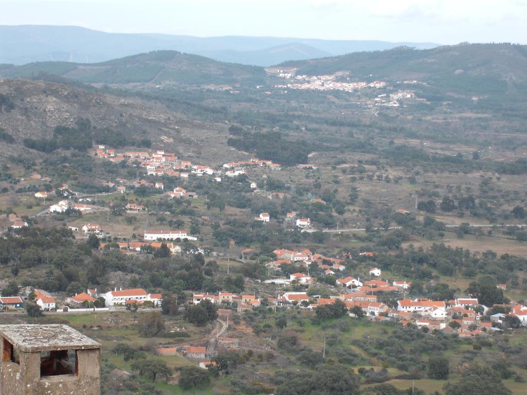 Hostal Casa Pires Mateus Monsanto Exterior foto