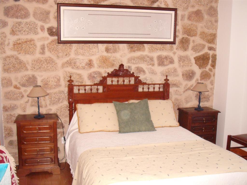 Hostal Casa Pires Mateus Monsanto Habitación foto